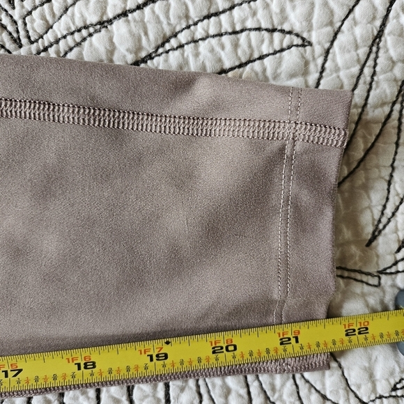 VGUC Girlfriend Collective High Rise Legging Tan Small - Picture 12 of 14